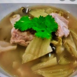 ต้มจืดผักกาดดองกระดูกหมู