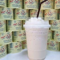 นมหมี ปั่น