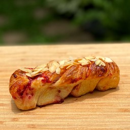 Raspberry Zopf