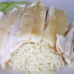ข้าวมันไก่ต้ม