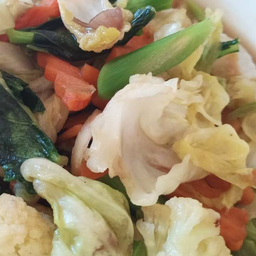 ผัดผักรวม เป็นกับ