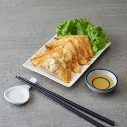 Deep-Fry Pork & Shrimp Wonton เกี๊ยวหมูกุ้ง