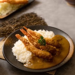 ข้าวกุ้งทอดแกงกะหรี่ เข้มข้น กลมกล่อมยิ่งขึ้น Ebi Katsu curry rice
