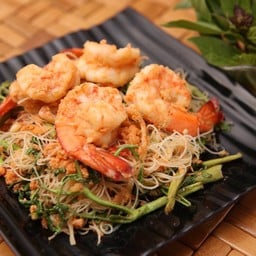 ผัดหมี่กระเฉดกุ้ง