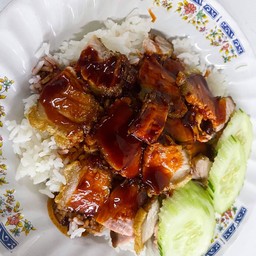 ข้าวหมูกรอบ