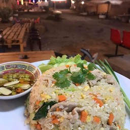 ข้าวผัดหมู