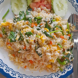 ข้าวผัดคะน้าปลาเค็ม