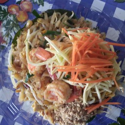 ผัดไทยเสวย แม่สอด ( ฮาลาล )