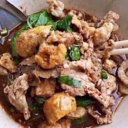 ถ้วยโปรด - ถนนศรีจันทร์