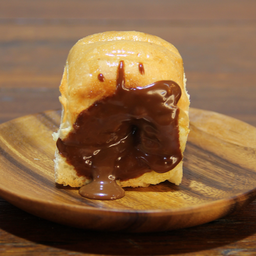 ขนมปังไส้ทะลัก ช็อคโกแลต