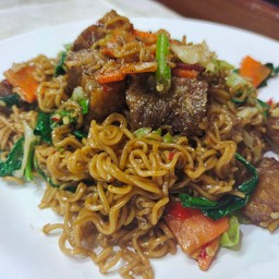 มาม่าผัดขี้เมา