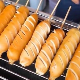 ใส้กรอกรมควัน