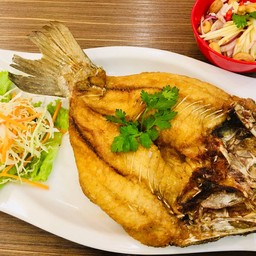 ปลากะพงทอดน้ำปลา