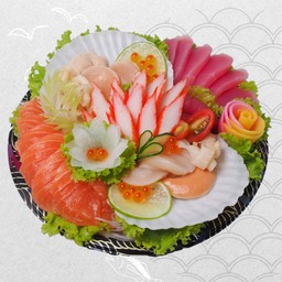 หอยเชลล์ติดฝา Scallopsashimi set B