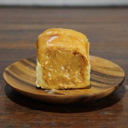 ขนมปังไส้ทะลักเนยถั่ว