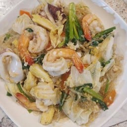 ผัดโป้ยเซียนทะเล