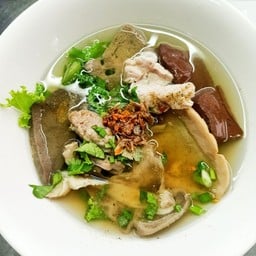 เกาเหลาเลือดหมู ( พิเศษ ) (ผักกาดหอม)