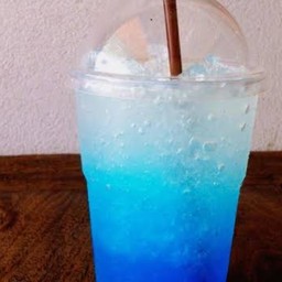 อิตาเลี่ยนโซดา บลูฮาวาย