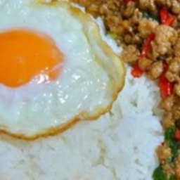 ข้าวกระเพราไก่+ไข่ดาว