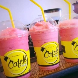 สตรอเบอรี่โยเกิร์ตปั่น