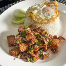 ข้าว ลาบหมูกรอบ