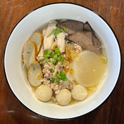 ก๋วยเตี๋ยวน้ำใส