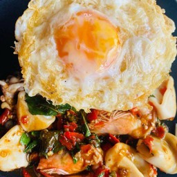 ข้าวกะเพราทะเล