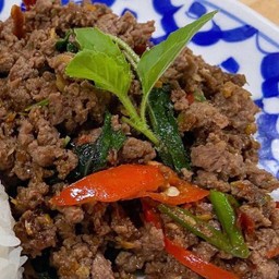 ผัดกะเพราเนื้อสับ (กับข้าว)
