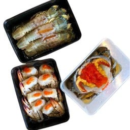 ปูไข่ดองเชียงใหม่ by กิ๋นดื่ม สาขาเชียงใหม่ สารภี-หนองผึ้ง (ติด7-11หนองผึ้ง)