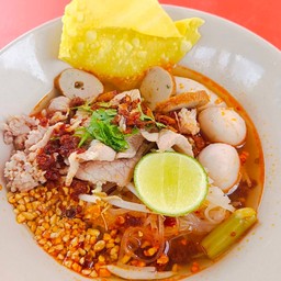 ก๋วยเตี๋ยวต้มยำ