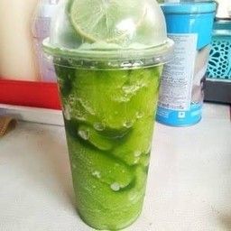 น้ำขาเขียวมะนาวปั่น