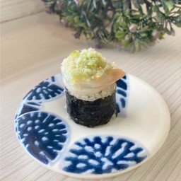 กุ้งยำแซบ