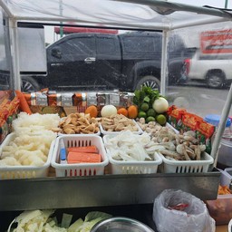 ยำทะเล อย่างเดียว ไม่ใส่หมู