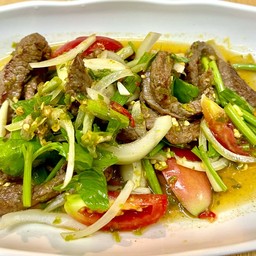ยำเสือร้องไห้
