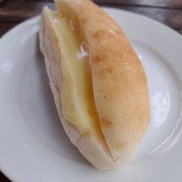 ขนมปังอบชีส