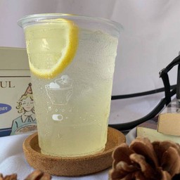 Miss Yuzu (Yuzu soda)