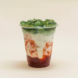 Strawberry Double Milk Matcha สตรอเบอรี่สด