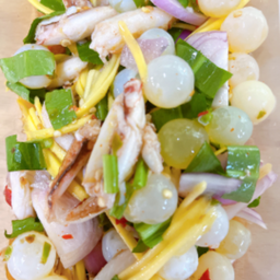 ยำเนื้อปู ไข่ปลา