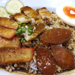 ข้าวหมูแดง+หมูกรอบ