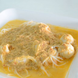ขนมจีนน้ำยาปลาช่อน