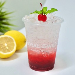 สตรอว์เบอร์รี่อิตาเลียนโซดา