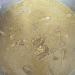 แกงกะทิไก่