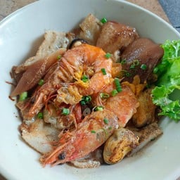 ก๋วยเตี๋ยวคั่วทะเล