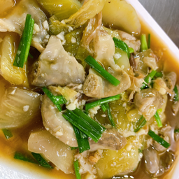 เกี๊ยมฉ่ายผัดไส้อ่อน