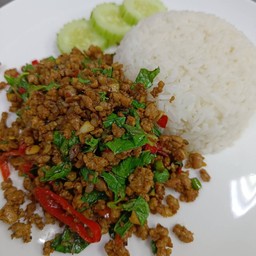 ข้าวหอมมะลิ กะเพราหมู