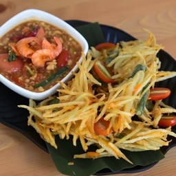 ส้มตำทอด