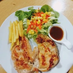 สเต๊กอกไก่พริกไทยดำ