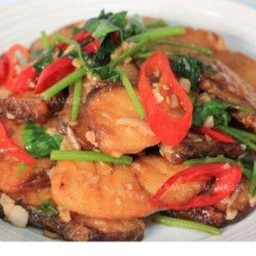 ผัดคื่นฉ่าย