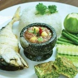 ข้าวน้ำพริกกะปิ