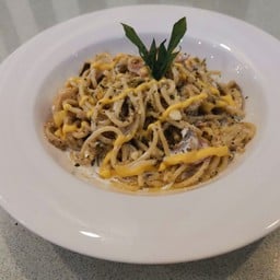 สปาเกตตีทรัฟเฟิลเบคอน